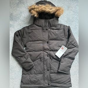 Kids Medium 7/8 SwissTech unisex winter Jacket with tags never worn.